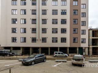 Apartament cu 2 camere, 75 m², Durlești, Chișinău foto 2