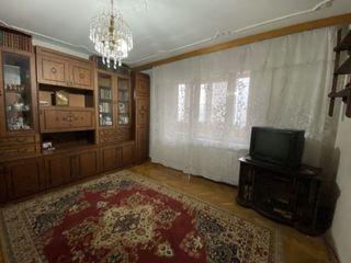 Chirie casa pe pamint pentru companii muncitori,  pentru fete, baeti, pentru cuplu fara copii