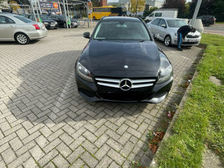 Mercedes C-Class foto 3