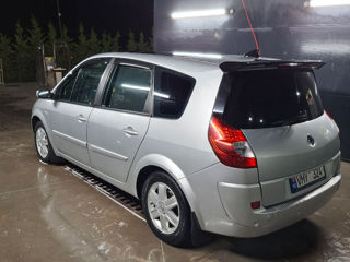 Renault Grand Scenic foto 6