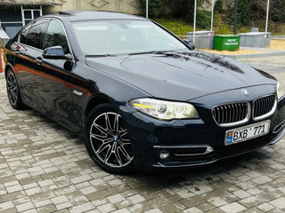 BMW 5 Series foto 4