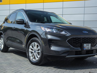 Ford Kuga foto 2