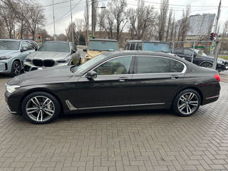 BMW 7 Series foto 3