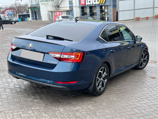 Skoda Superb foto 4