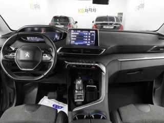 Peugeot 5008 фото 9