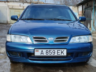 Nissan Primera foto 1