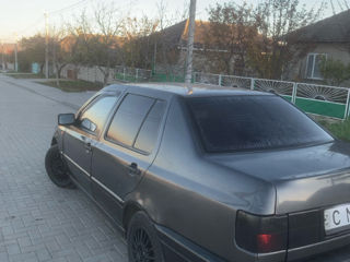 Volkswagen Vento foto 5