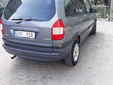 Opel Zafira foto 3