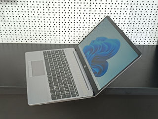 HP ProBook 255 Licență Windows 11+ Garanție(Ryzen 5 //16 Gb Ram//512 SSD) foto 4