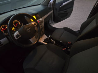 Opel Astra foto 9