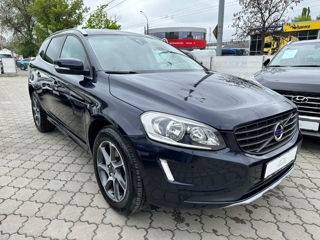 Volvo XC60 foto 1