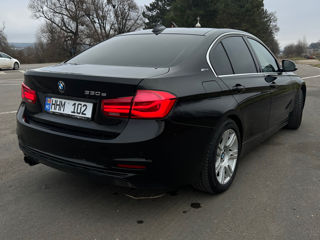 BMW 3 Series foto 3