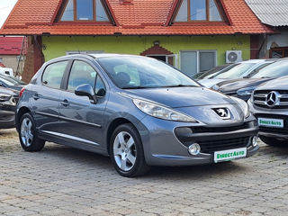 Peugeot 207 foto 6