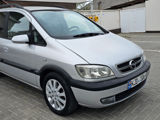 Opel Zafira foto 4