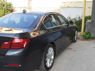 BMW 5 Series foto 7