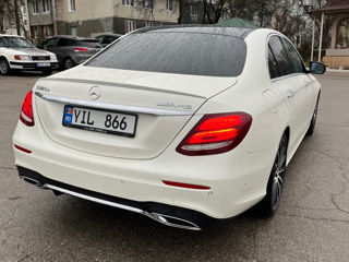 Mercedes E-Class foto 4