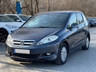 Honda FR-V