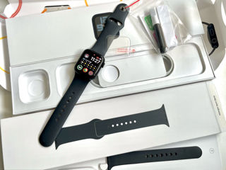 Apple Watch SE 2 / 40mm / Midnight foto 6