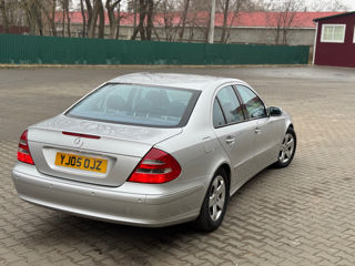 Mercedes E-Class foto 4