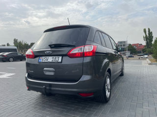 Ford Grand C-MAX foto 4