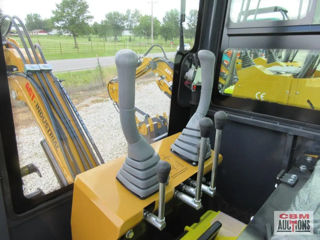 Excavator AGT H13R, putere 13.5 CP (1 tona ) cu joystick si cabina inchisa foto 10