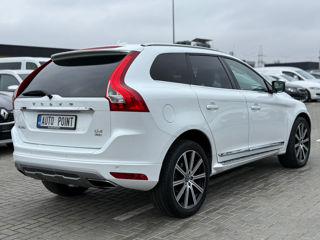 Volvo XC60 foto 3