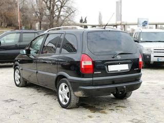 Opel Zafira foto 7