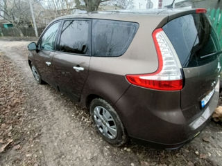 Renault Grand Scenic foto 4