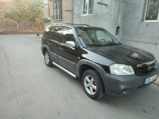 Mazda Tribute foto 2