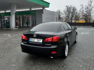 Lexus IS Series foto 6