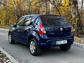 Dacia Sandero foto 3