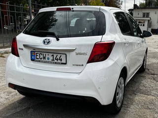 Toyota Yaris foto 6