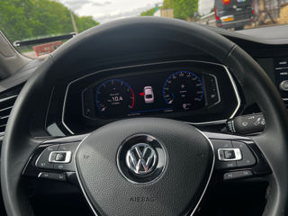 Volkswagen Jetta foto 7