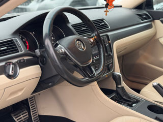 Volkswagen Passat foto 7