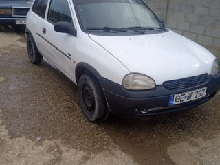 Opel Corsa foto 1