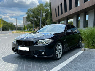 BMW 5 Series foto 2