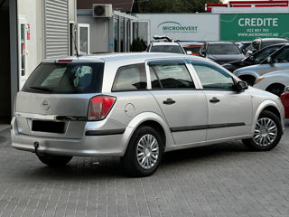 Opel Astra foto 4