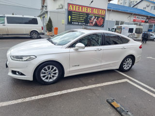 Ford Mondeo foto 10