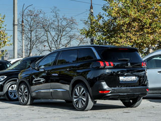 Peugeot 5008 foto 2