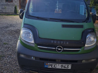 Renault Trafic foto 2