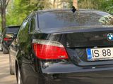 BMW 5 Series foto 10