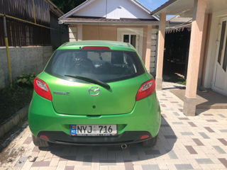 Mazda 2 foto 3