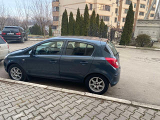 Opel Corsa foto 2