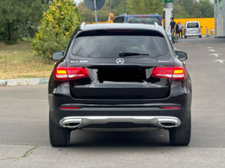 Mercedes GLC foto 3