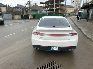 Lincoln MKZ foto 4