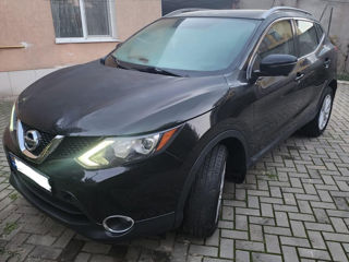 Nissan Rogue foto 2