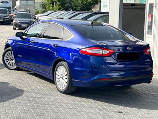 Ford Fusion foto 3