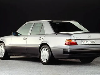 Mercedes Series (W124)