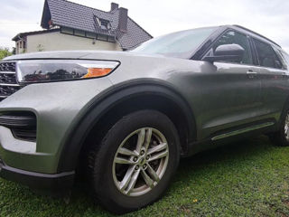 Ford Explorer foto 4