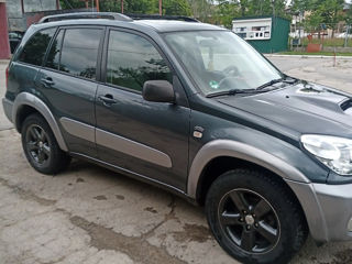 Toyota Rav 4 foto 4